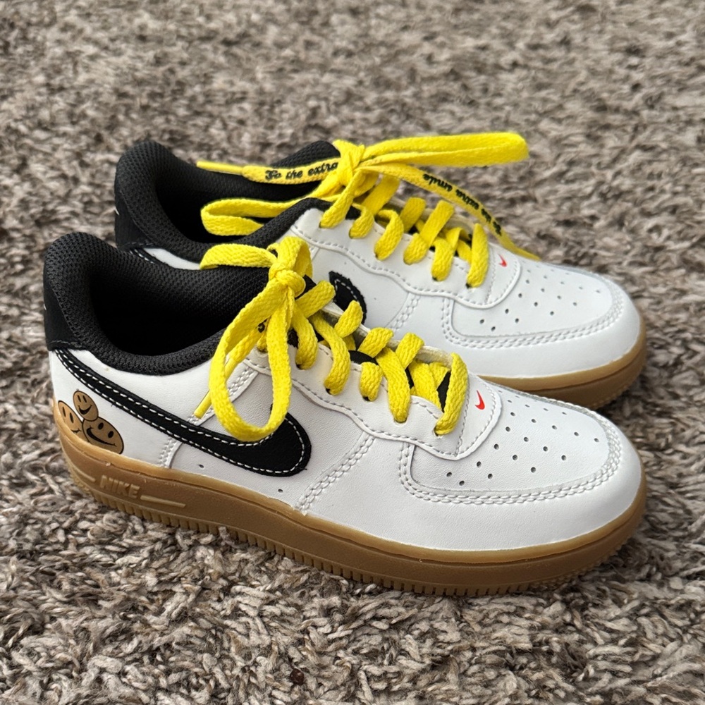 Nike Air Force 1 “Go the Extra Smile”